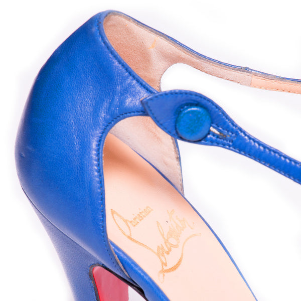 Louboutin Catwoman Pumps