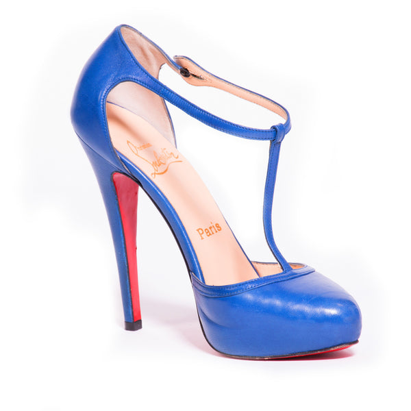 Louboutin Catwoman Pumps