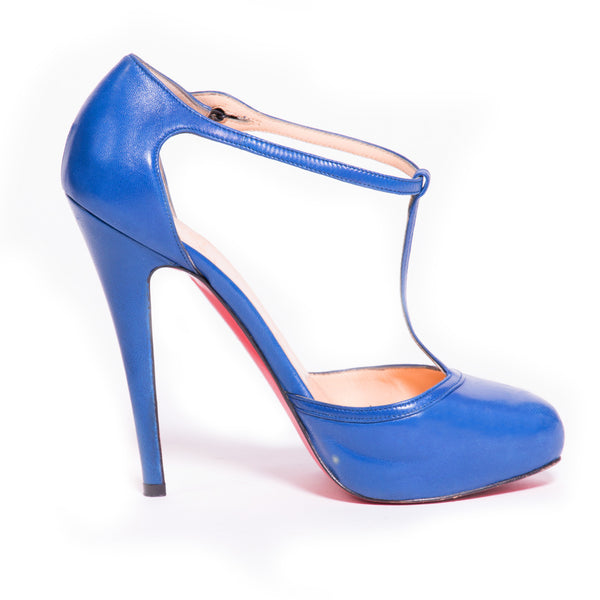 Louboutin Catwoman Pumps